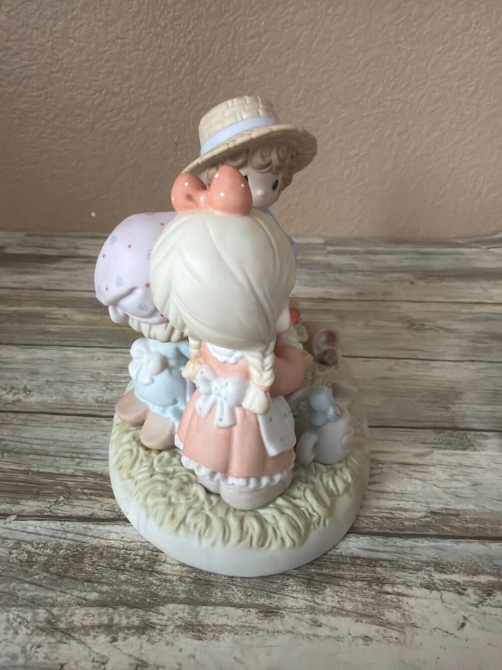 Precious Moments 2001 Planting the Seeds of Love #101548 Ltd Ed 1190/7500 No Box - Picture 5 of 14